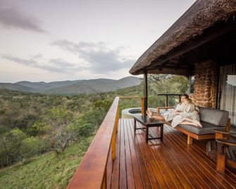 Leopard Mountain Safari Lodge - Hluhluwe - Balkon