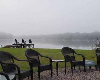 Lakefront Cabin near Canton, Ben Wheeler and Edom - Murchison - Patio