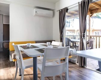 hu Altomincio Village - Valeggio sul Mincio - Eetruimte