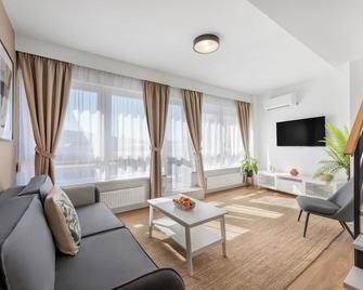 Florin Apart Hotel - Budapest - Living room
