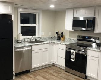 Country Century Farm and House - Кірксвіль - Кухня