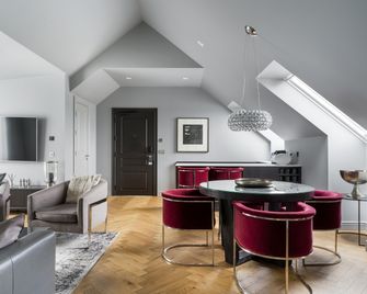 ساند هوتل باي كيهوتلز - ريكيافيك - غرفة معيشة