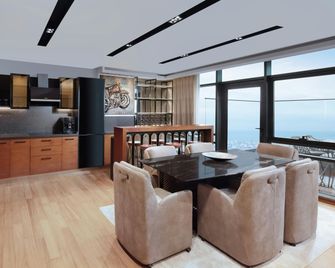 Residence Inn by Marriott Istanbul Atasehir - Kinaliada - Dining room