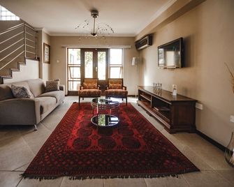The Capital Guesthouse - Gaborone - Sala