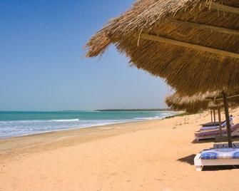 Tamba Kuruba Eco-lodge - Kartung - Beach