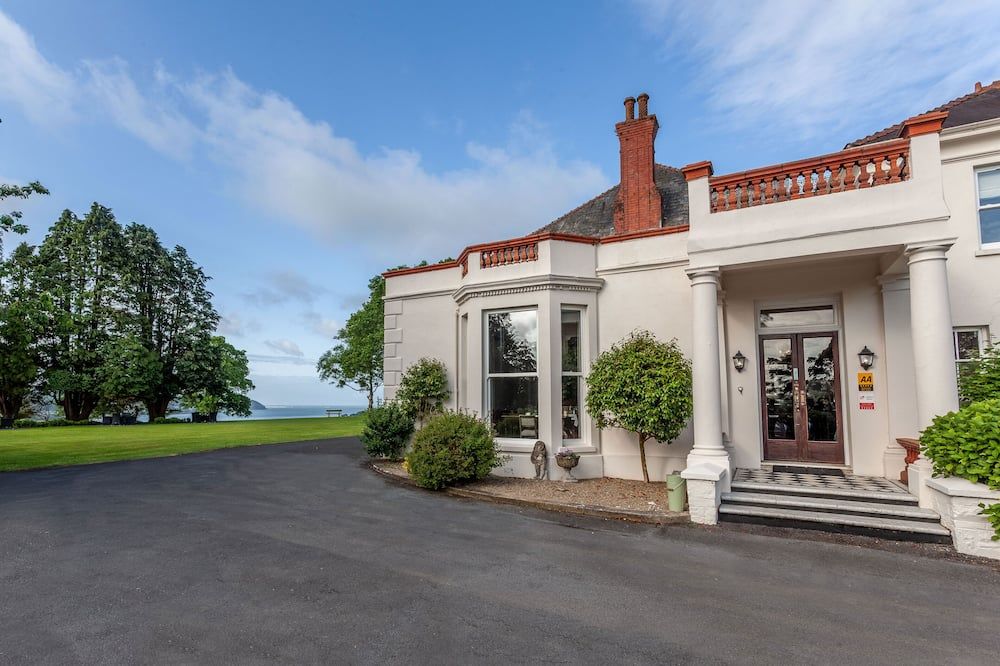 Mansion House Llansteffan - Carmarthen - Budova