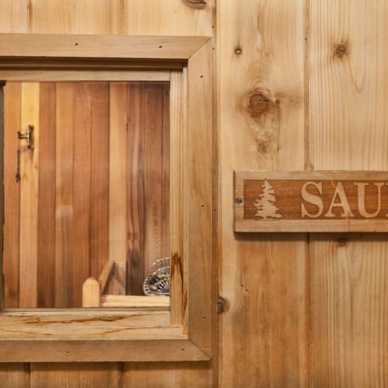 Other view of Days Inn by Wyndham Duluth Lakewalk