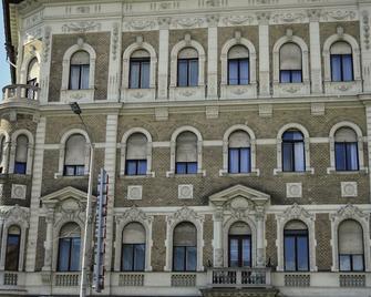 فندق سنتر روومز هاوس - بودابست - مبنى