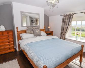 Woodland Cottage - Llangollen - Bedroom