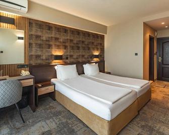 Kalithea Family Hotel - Sozopol - Bedroom
