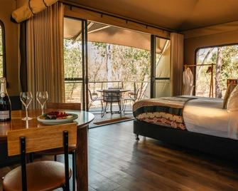 Cooinda Lodge Kakadu - יאבירו - חדר שינה