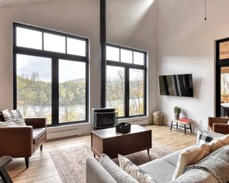 Spa Lake and Mountain - 144 - Chalets du Cordon - Nominingue - Huiskamer