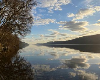 The Lovat, Loch Ness - Fort Augustus - Exterior