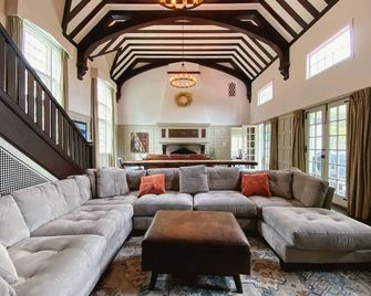 Holden Frost House - Franconia - Lounge