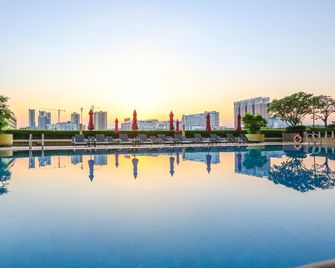 China Hotel - גואנגג'ואו - בריכה