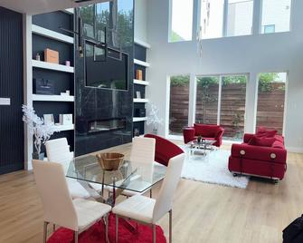 New Luxury Home Downtown Dallas! - Dallas