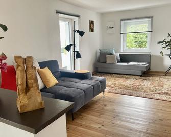 Fewo Fasanenweg - Starnberg - Wohnzimmer