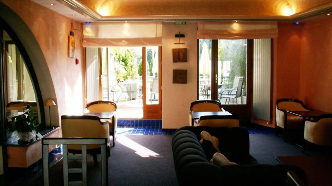 Logis Hôtel Restaurant Gilles Moreau Laguiole