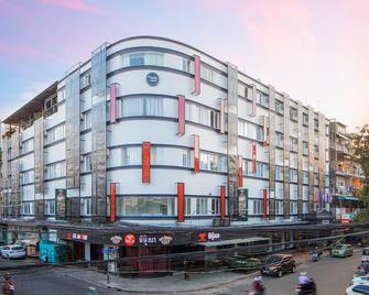 Altos Hotel - Phnom Penh - Rakennus