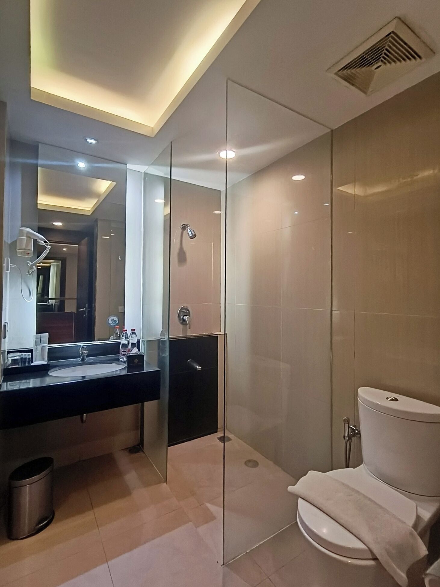 Grand Cakra Hotel - Malang