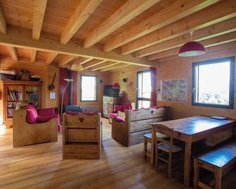 Chalet 6-12 peoples, South of France, Crots near Embrun Serre Ponçon Lake - Crots - Dining room