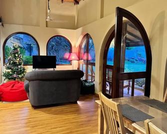 Isle Of Thalpe - Galle - Living room