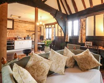 Porter's Lodge - Tamworth - Living room