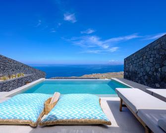 Lithi Luxury Retreat - Imerovigli - Piscina