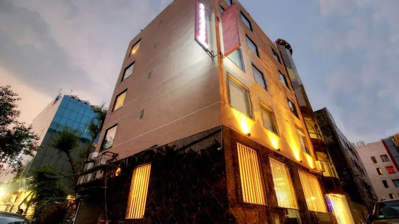 Hotel Paragon Suites