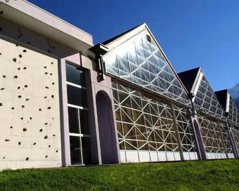 Hotel Viktoria-Leukerbad-Therme - Leukerbad