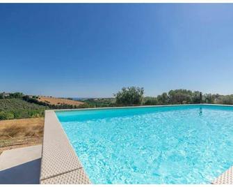 Villa Degli Archi - Sant'Elpidio a Mare - Bazén