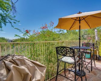 Scenic Tucson Vacation Rental with Patio and Grill! - Tucson - Balkon