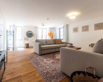 City Apartment in der Bregenzer Innenstadt - بريغنتس - غرفة معيشة