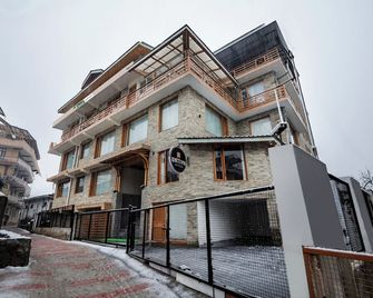 Treebo Premium Sattva With Mountain View - Manali - Rakennus