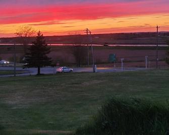 Tidal Bore Inn - Truro