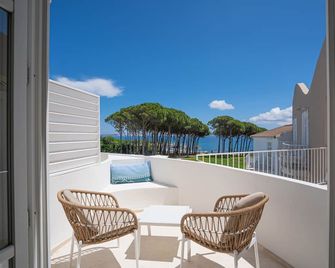 Hotel with swimming pool in Conca Verde just 100 mt from the sea - Conca Verde - Balcón