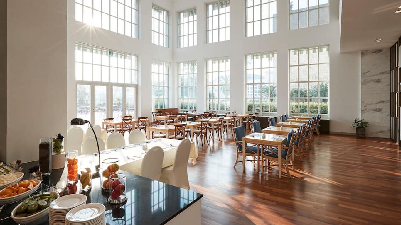 The Suites Hotel Jeju