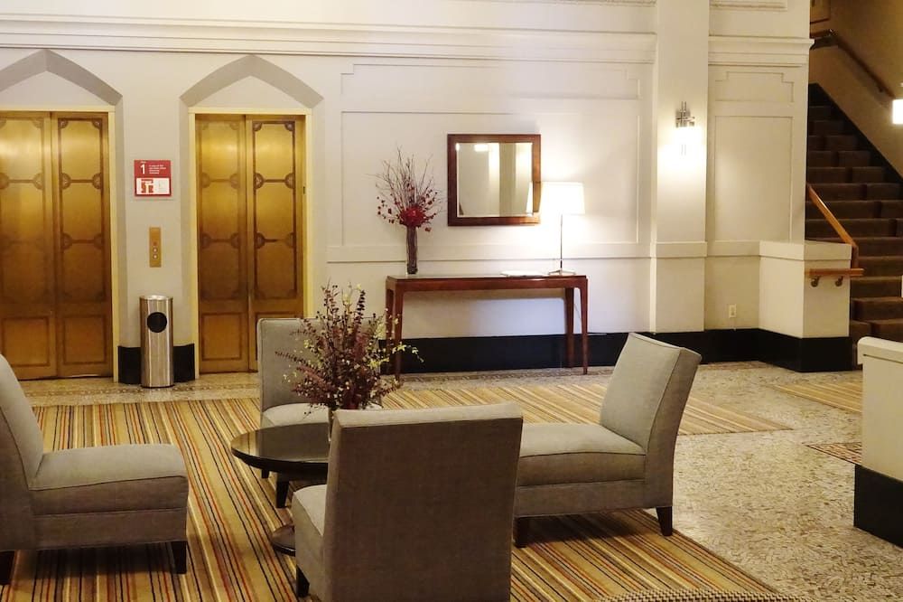 Lobby view of Four Points by Sheraton San Jose Downtown