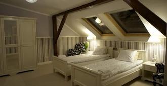Wawabed Bed & Breakfast - Warsaw - Bedroom