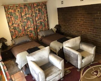 Inn-Finity Empire - Boksburg - Bedroom