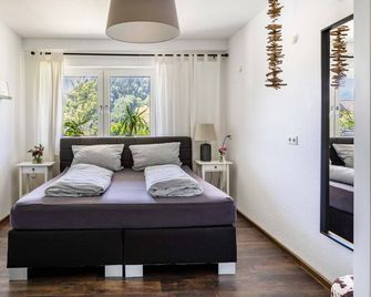 Haus Albi - Waldkirch - Bedroom