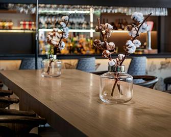 Ac Hotel Ponferrada By Marriott - Ponferrada - Sala d'estar
