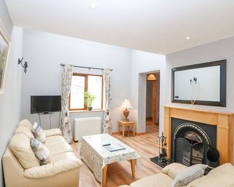 14 سنيم ليجر فيليدج - سنييم - غرفة معيشة