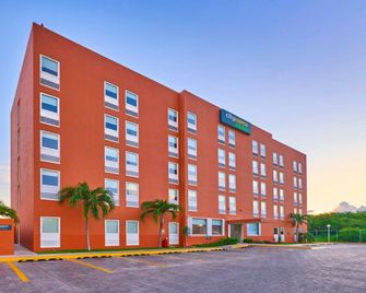 City Express Junior by Marriott Tijuana Otay - Tijuana - Toà nhà