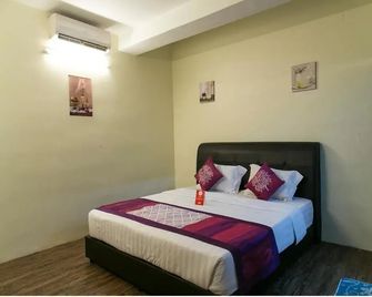 OYO 253 Hotel El Ray - Sepang