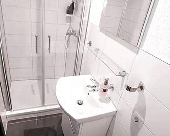 Waldheim Nürtingen - Nürtingen - Baño