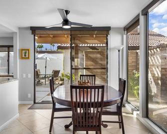 Single story Canyon Sands condo in South PS w/ Tennis Courts - Canyon Sands Bea - Palm Springs - Sala pranzo