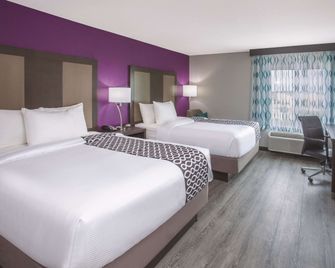 La Quinta Inn & Suites by Wyndham Effingham - Effingham - Camera da letto