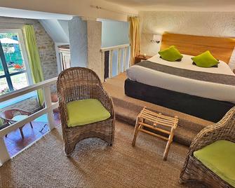 Hotel Maison Des Peyrat - Sarlat-la-Canéda - Bedroom