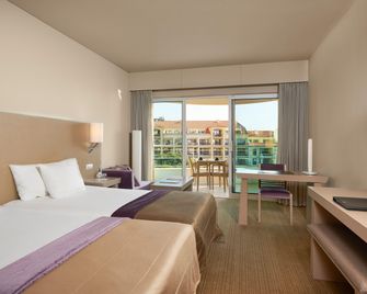 ميليا ماديرا مار - فونشال - غرفة نوم